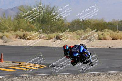 media/Oct-08-2022-SoCal Trackdays (Sat) [[1fc3beec89]]/Turn 10 (945am)/